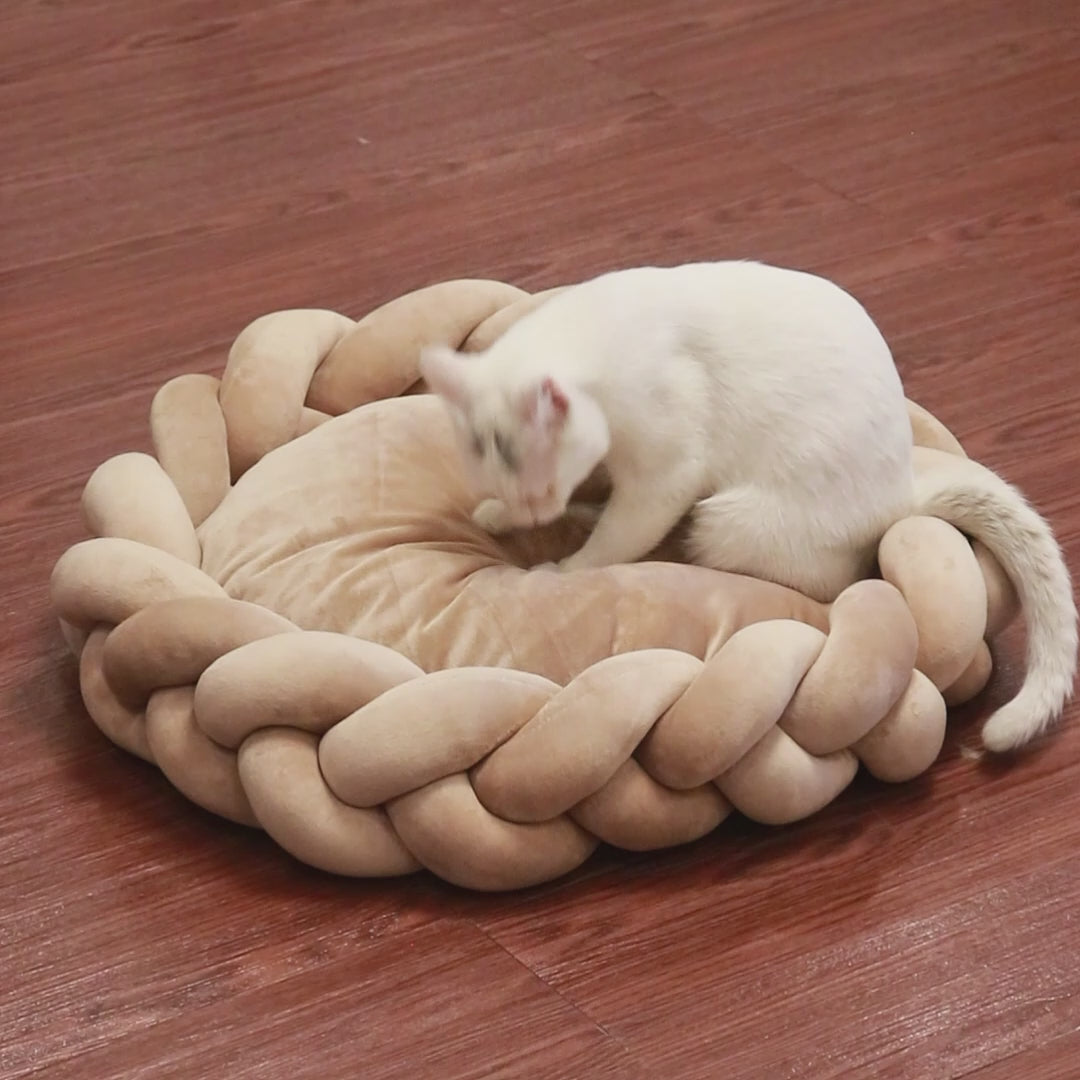 Braided Plush Pet Bed: Ultra Soft Cat & Small Dog Cushion